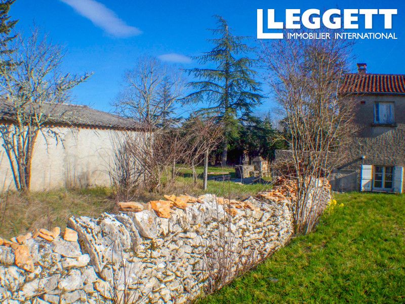 Property photo 2 of 10