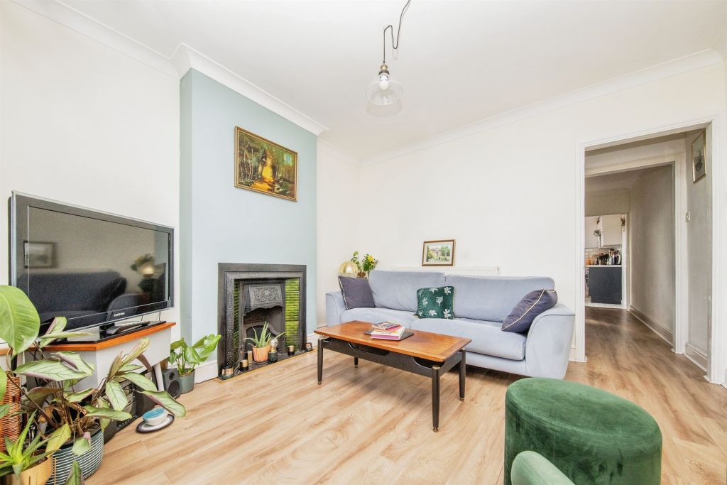 Property photo 3 of 14