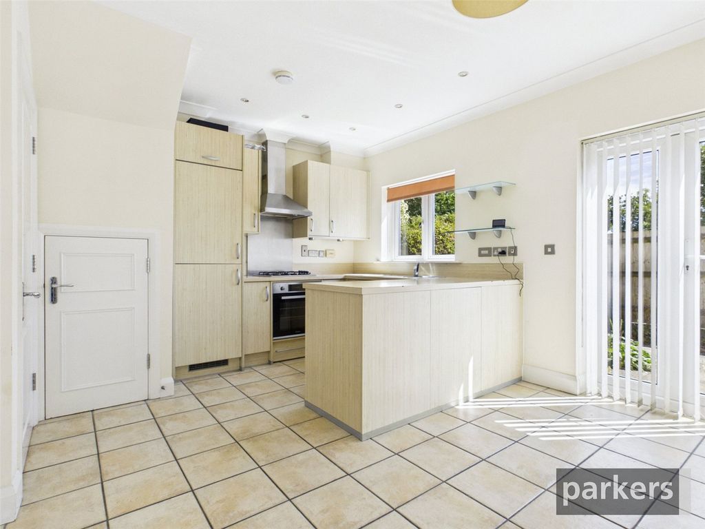 Property photo 3 of 19 Kitchen/Diner