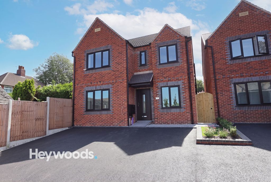 Property photo 1 of 53