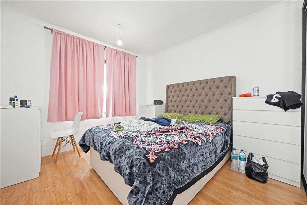 Property photo 3 of 5