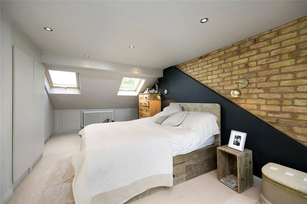 Property photo 3 of 10 Picture No. 04