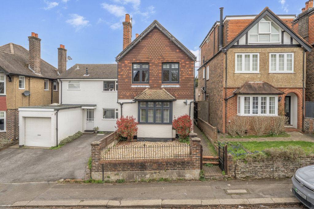 Property photo 1 of 13