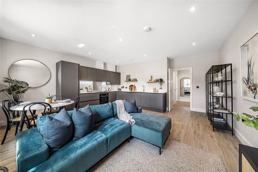 Property photo 2 of 6