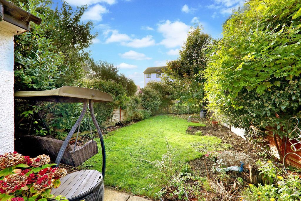 Property photo 2 of 17 Picture No. 05