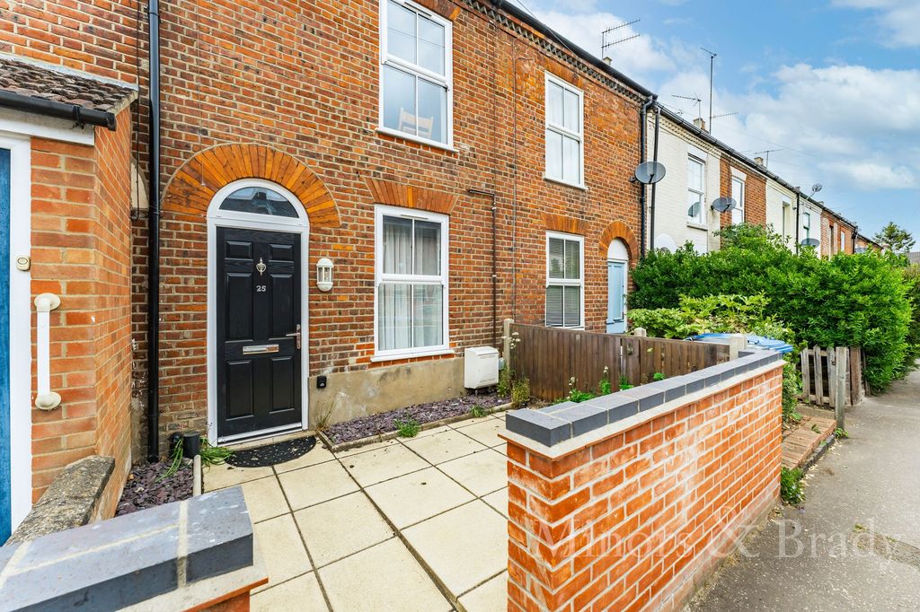 Property photo 1 of 14