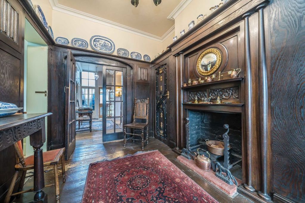 Property photo 3 of 7