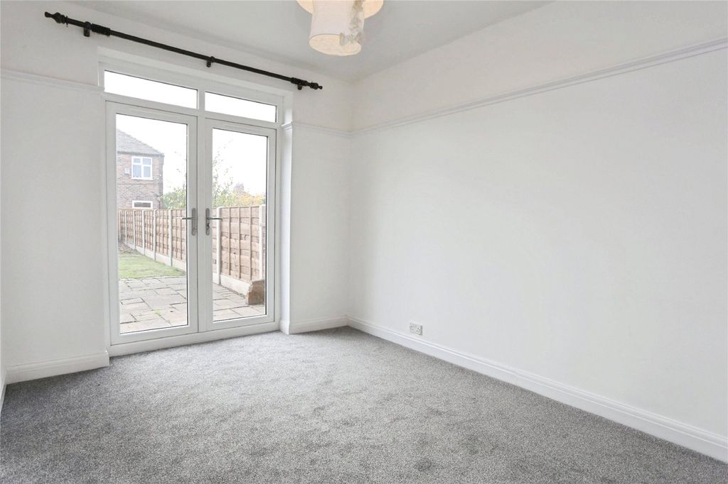 Property photo 3 of 11 Picture No. 22