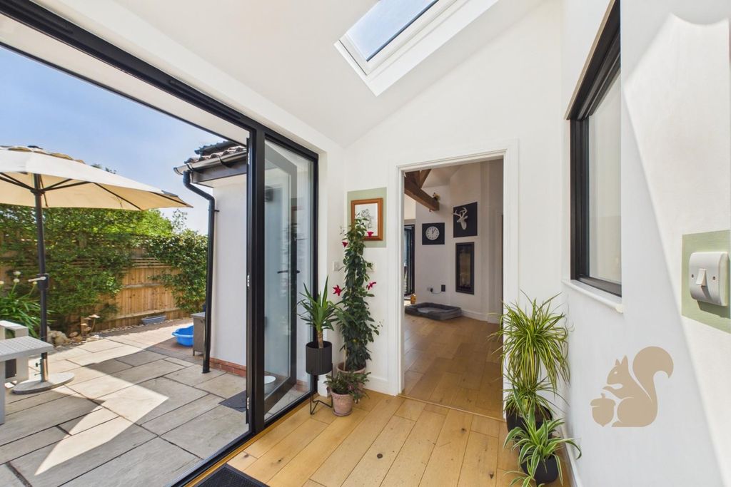 Property photo 1 of 20 Cam01814G0-Pr0128-Still015.Jpg