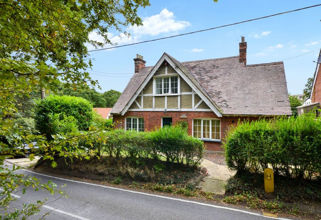 Property photo 1 of 18