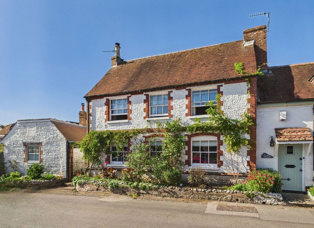 Property photo 1 of 34