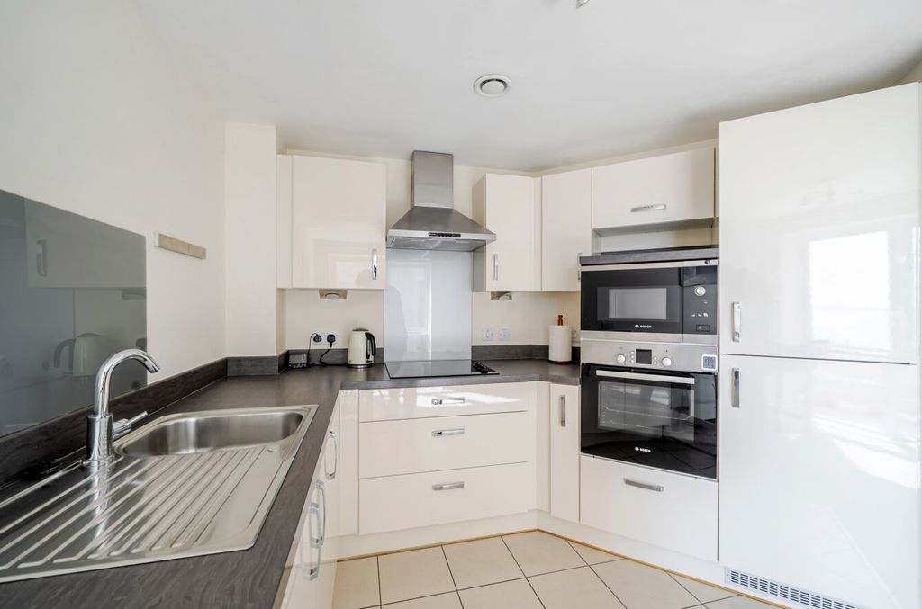 Property photo 3 of 12 1513530-13-1A03E3...
