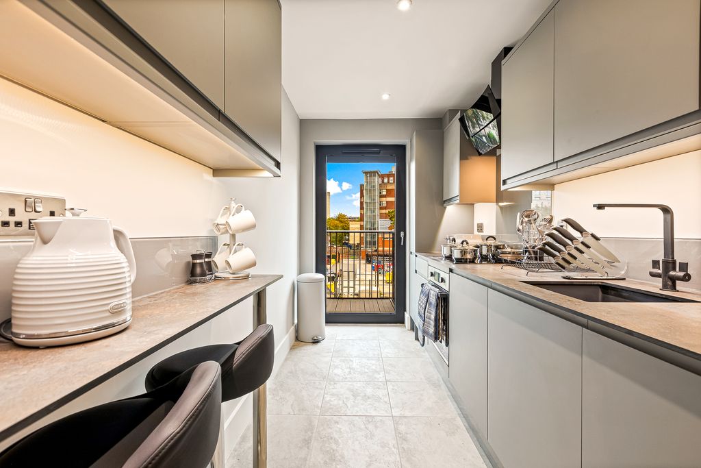 Property photo 2 of 11 Image