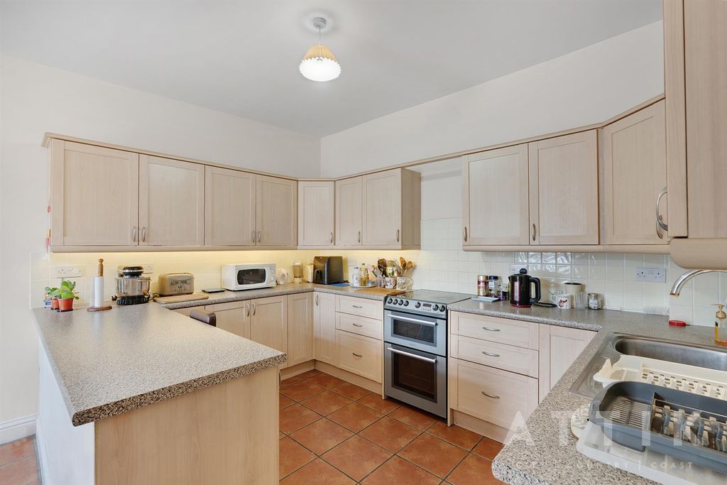 Property photo 3 of 34 Ar701288_89_90.Jpg