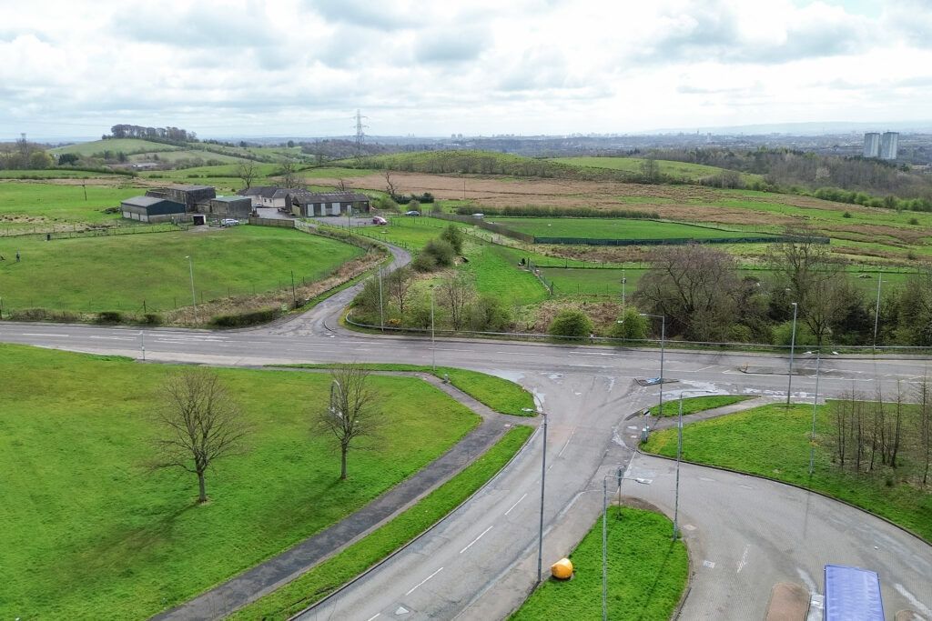 Property photo 2 of 13