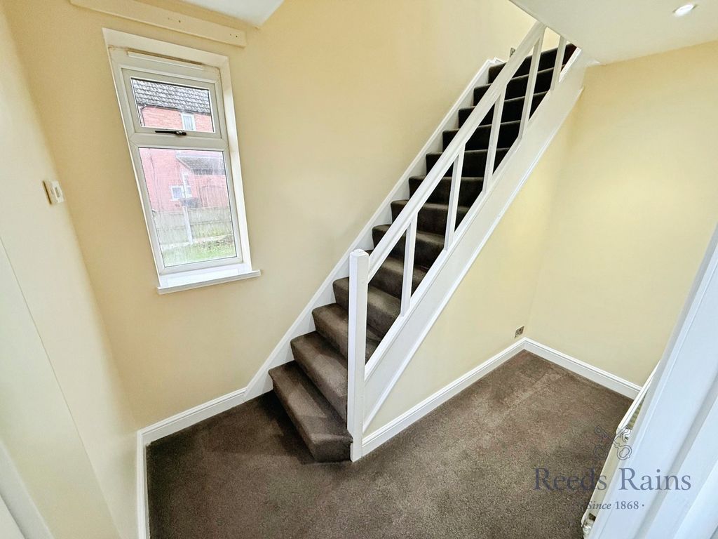 Property photo 2 of 26 Picture No. 13