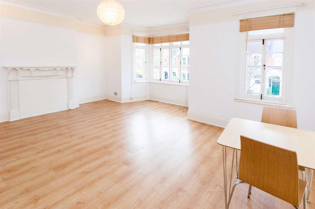 Property photo 2 of 3