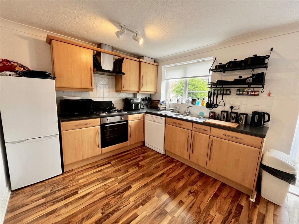 Property photo 2 of 13 Kitchen/Diner