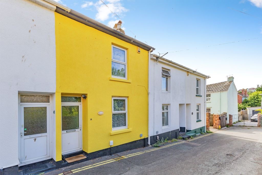 Property photo 2 of 19