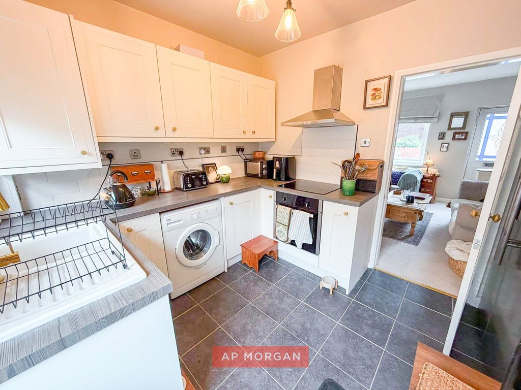 Property photo 3 of 10 Picture No. 07