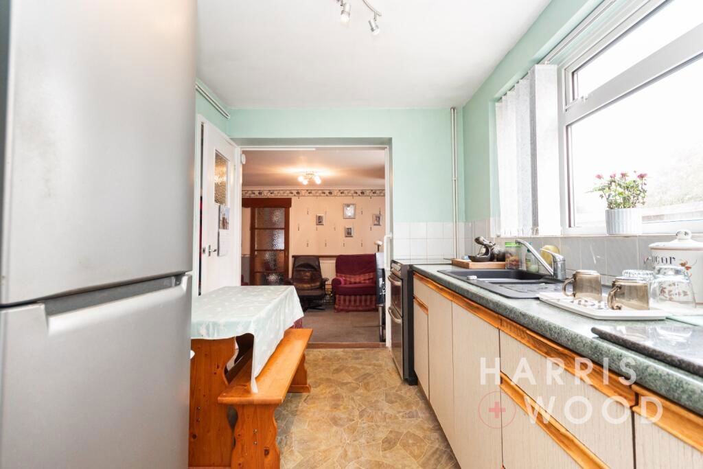 Property photo 2 of 26