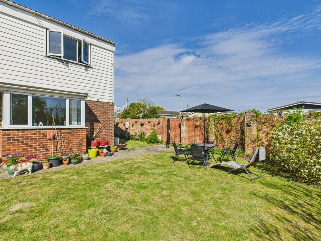 Property photo 2 of 24