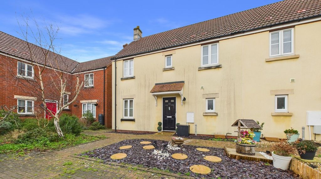 Property photo 1 of 22