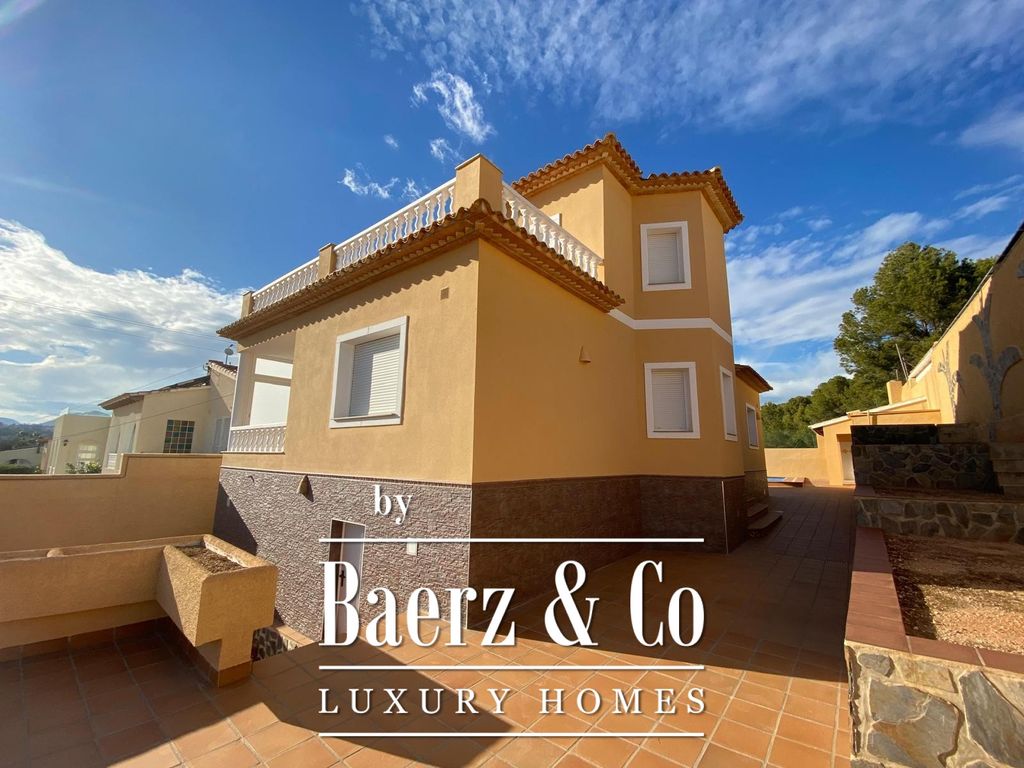 Property photo 1 of 34