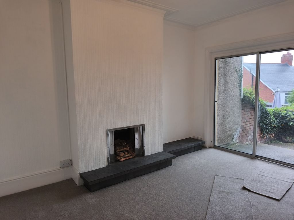 Property photo 3 of 22 Image 2