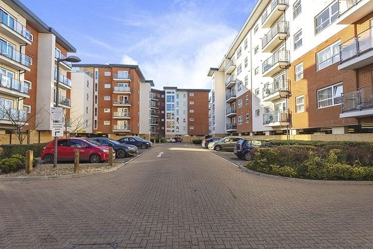 Property photo 1 of 6 Exterior