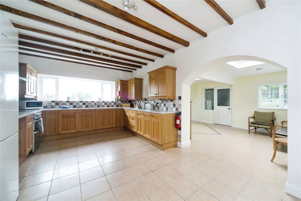 Property photo 3 of 27 Picture No. 40