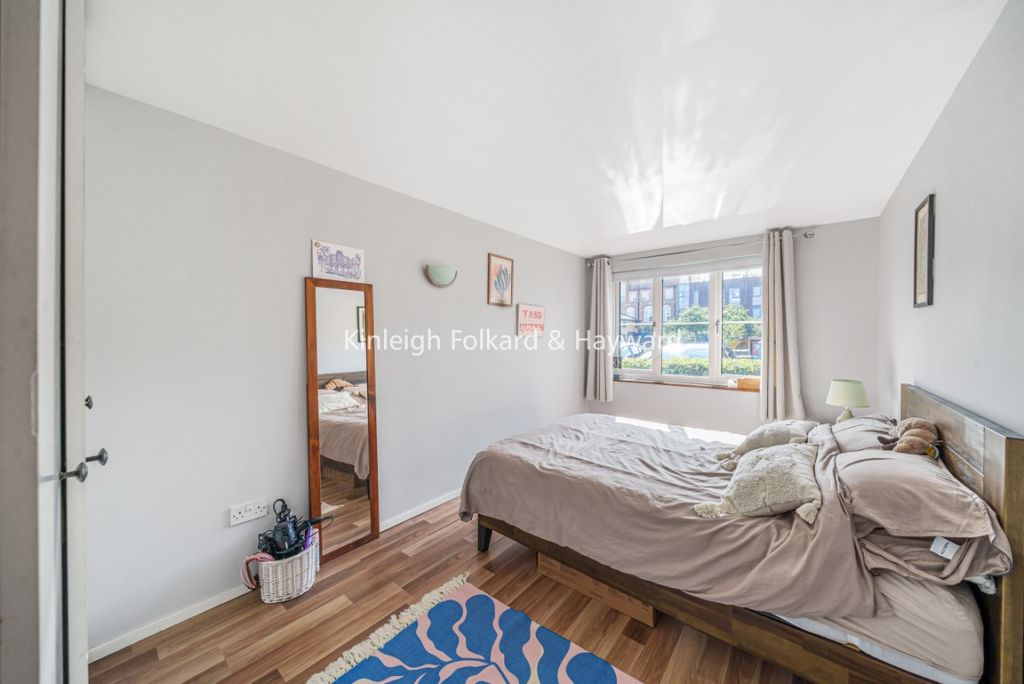 Property photo 2 of 7 E8B6B6Cf-E19E-408A-A