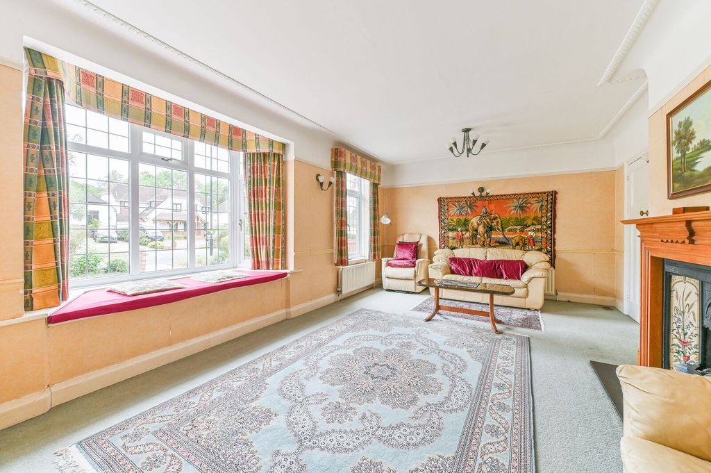 Property photo 2 of 57