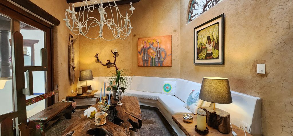 Property photo 3 of 59