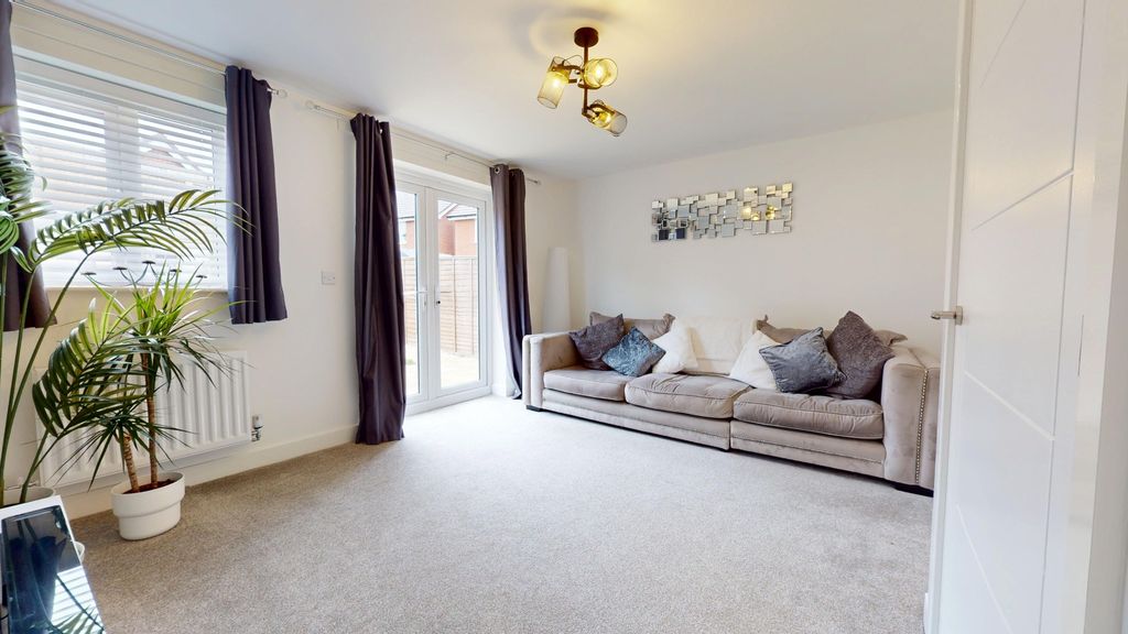 Property photo 3 of 22 3656107