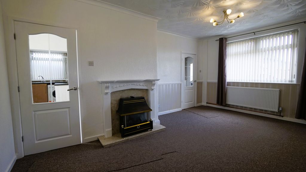 Property photo 3 of 23