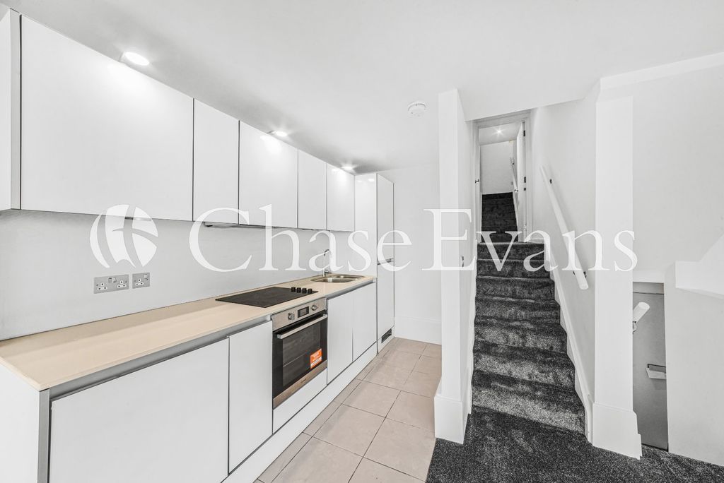 Property photo 2 of 15 Kitchen