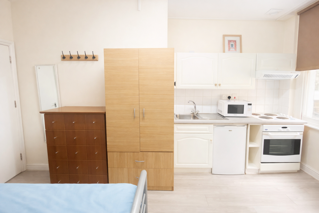 Property photo 3 of 12