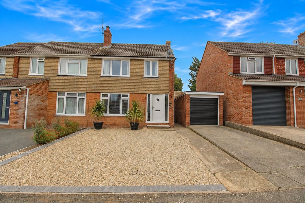 Property photo 1 of 14 Picture No. 01