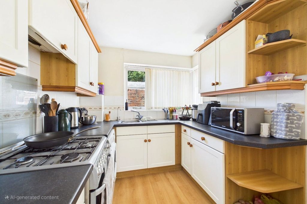 Property photo 3 of 16 Kitchen