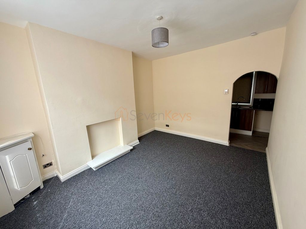 Property photo 2 of 6 G1