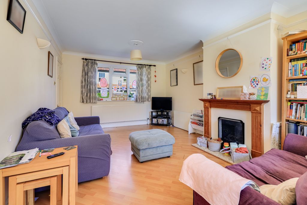 Property photo 3 of 27 Img1