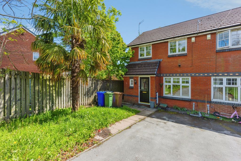 Property photo 1 of 15