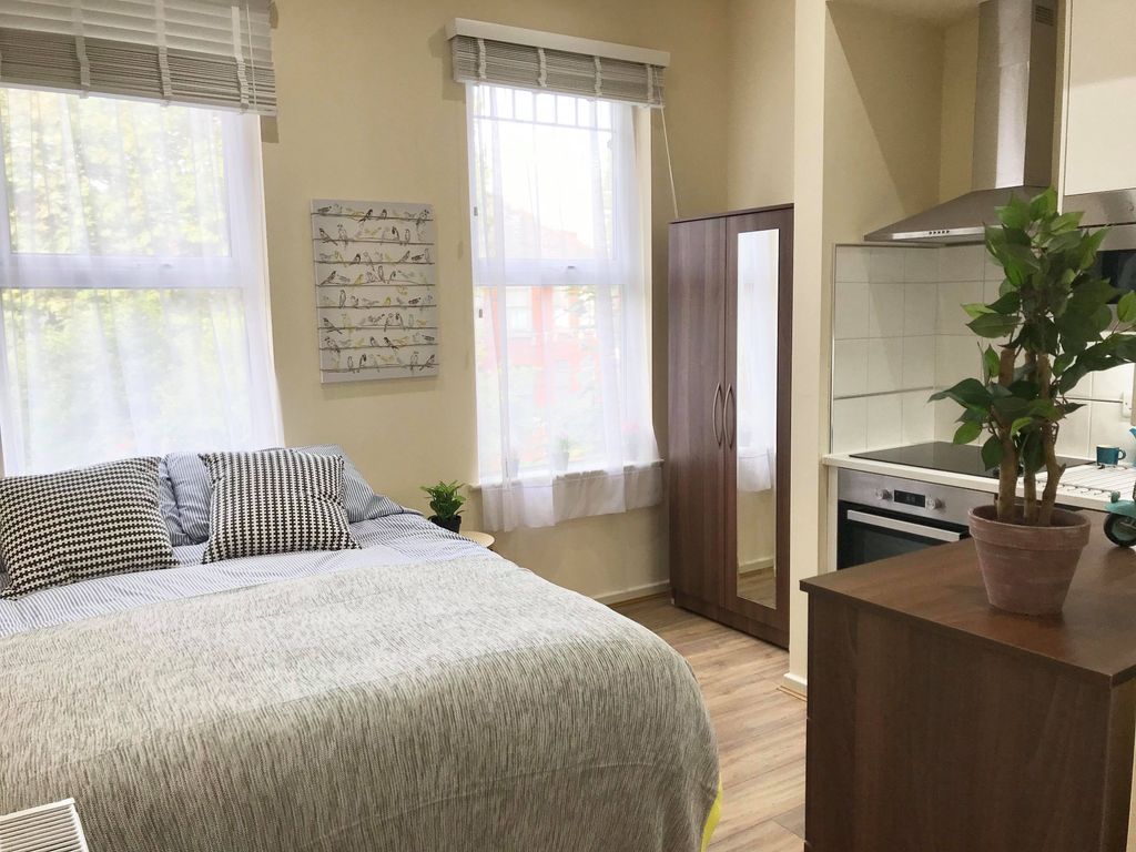 Property photo 3 of 9