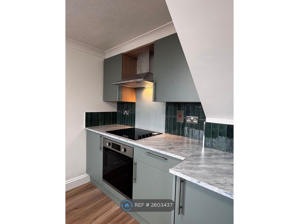 Property photo 2 of 10 New Kitchen