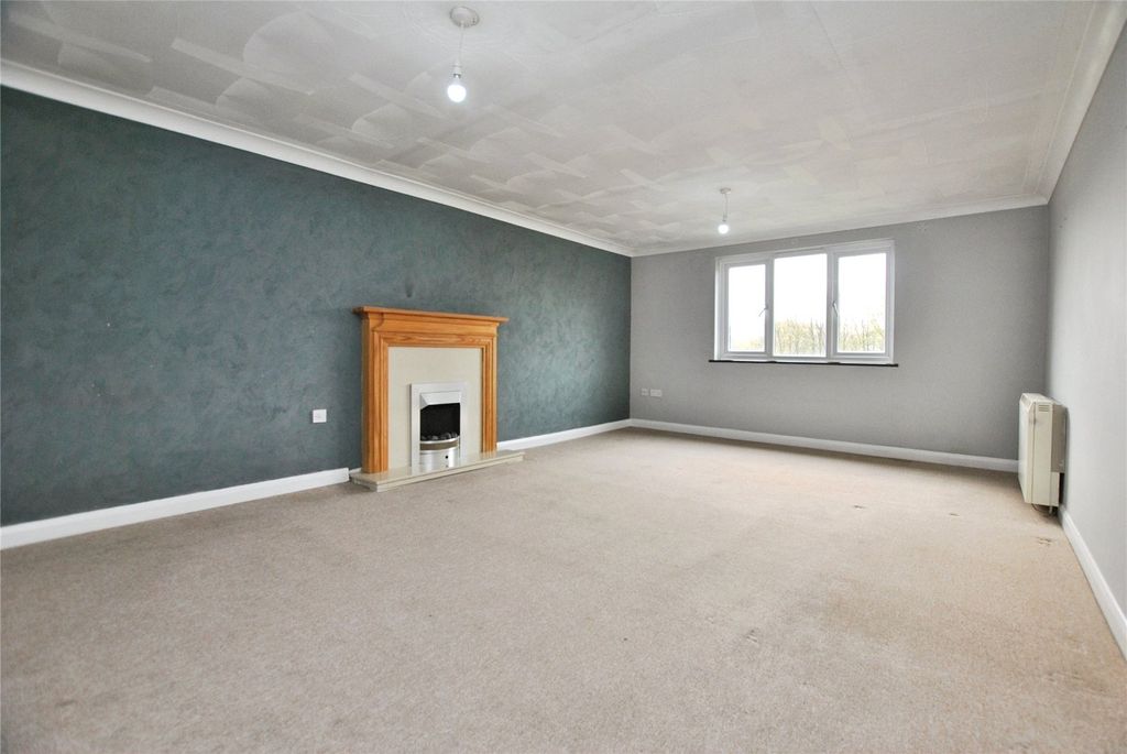 Property photo 3 of 5 Picture No. 01