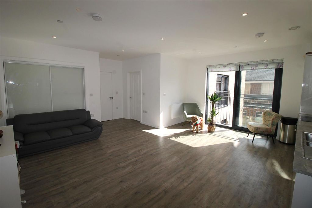 Property photo 2 of 6 Img_0330.Jpg