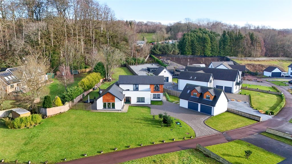 Property photo 1 of 59 External Drone