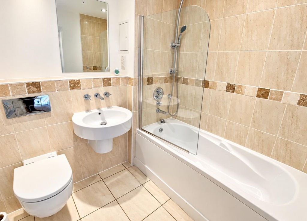 Property photo 3 of 17 68F0B750-6Ec2-442A-Aa22-E939B628F7Bb.Jpg