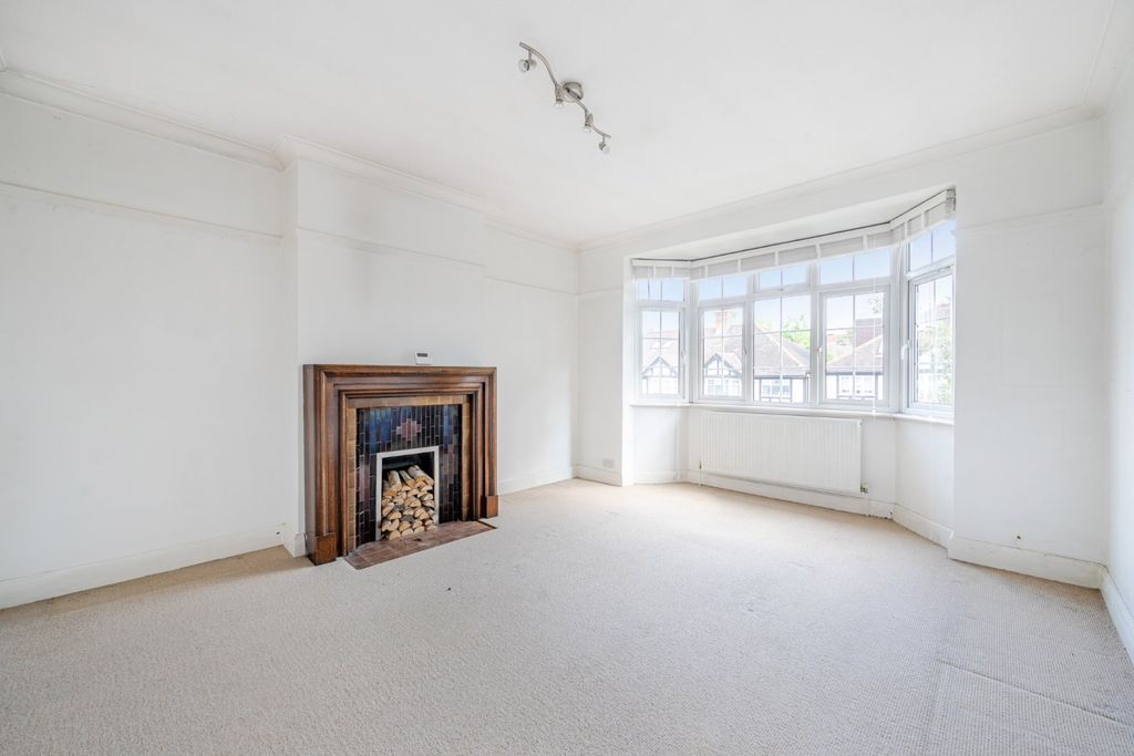 Property photo 1 of 11 Picture No. 12